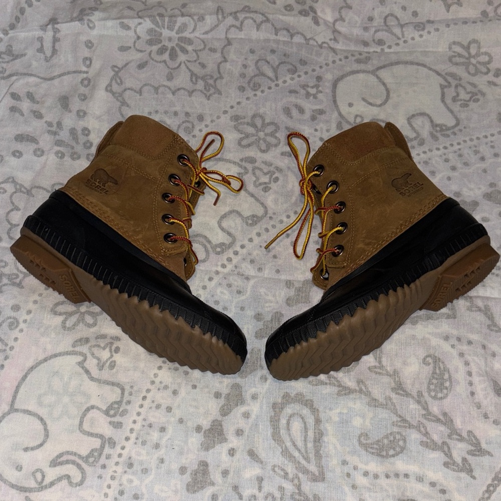 Sorel Cheyanne Waterproof Brown Black Lace-Up Duck Boots Sz 4